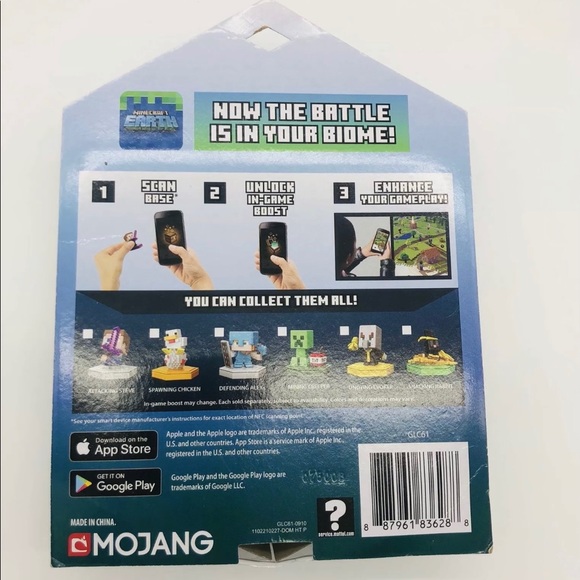 Minecraft Earth Boost Mini Polar Bear Seeking Wolf - Picture 3 of 3